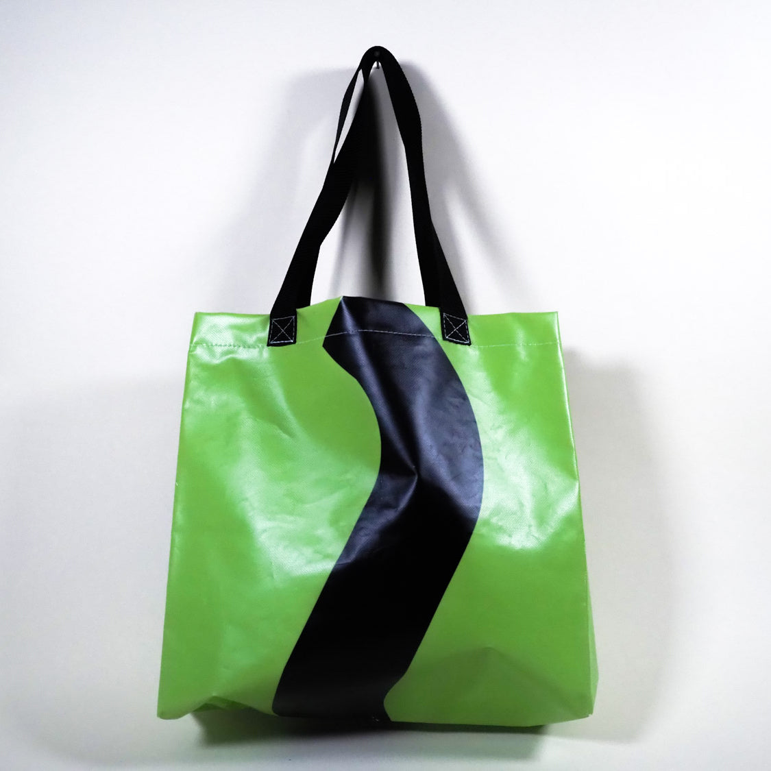 カンバンdeカバン_no.155 | カンバンdeカバン 横断幕 懸垂幕 アップサイクル トートバッグ 鞄 再利用 看板